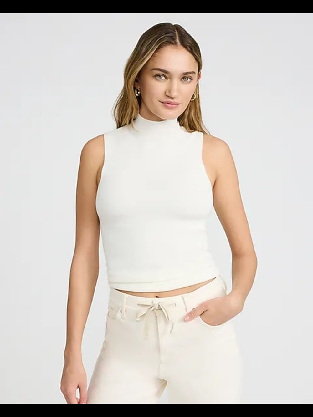 Express Off-White High Neck Sleeveless Top 🤍